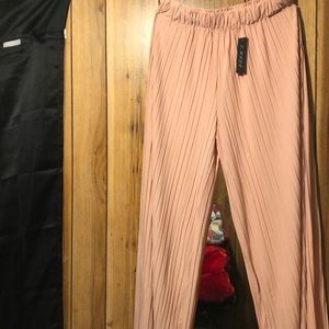 Brand new ruffled pants